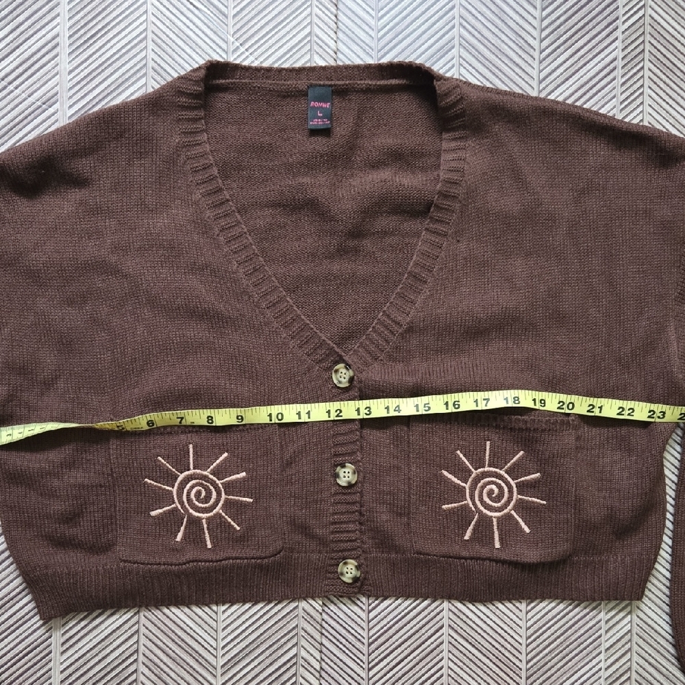 Cropped Brown Cardigan Sweater Embroidered Sun Pockets V-Neck Button Front Large - Picture 8 of 15